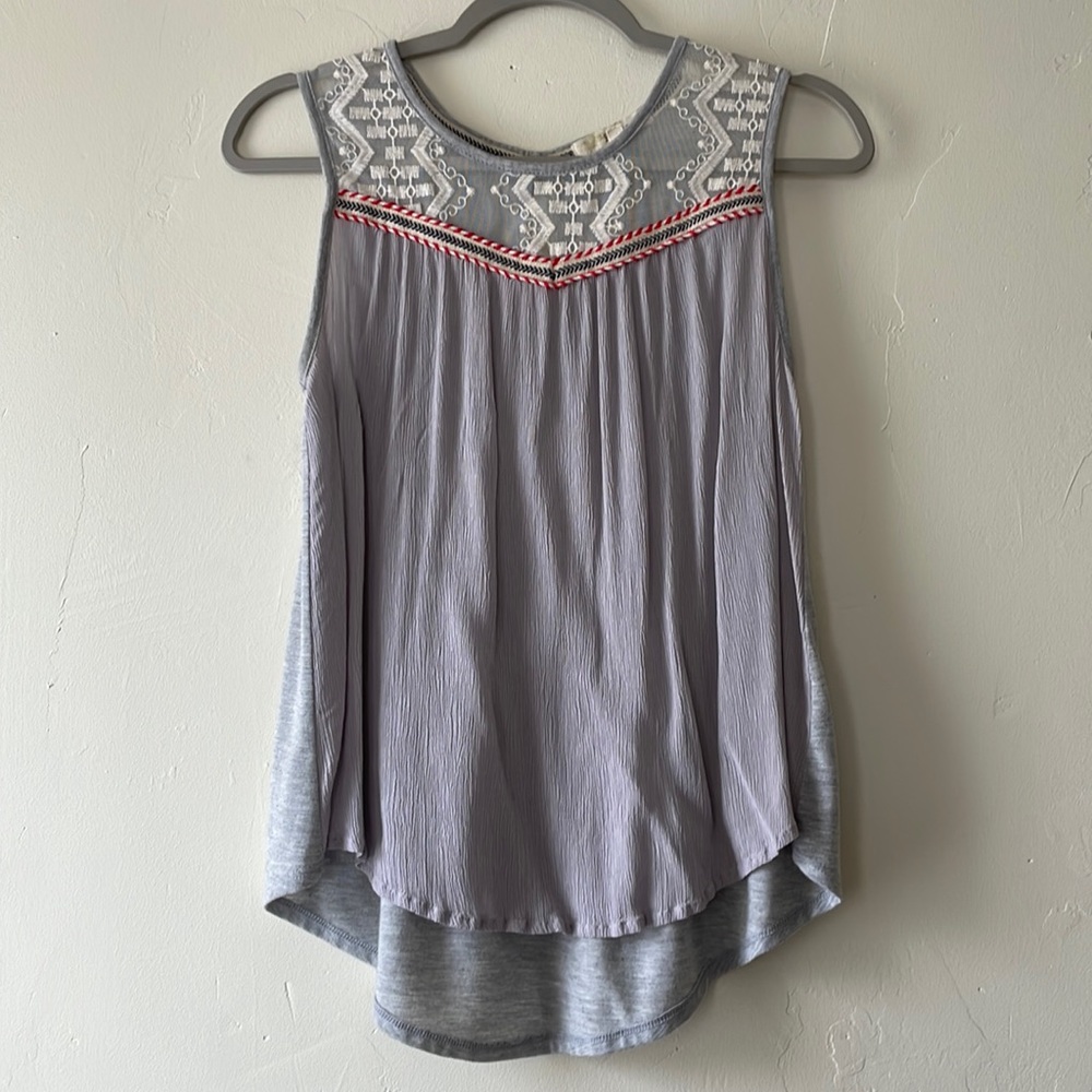 Rewind, Silver/lilac grey Tank top. Excellent condition, pre-owned.